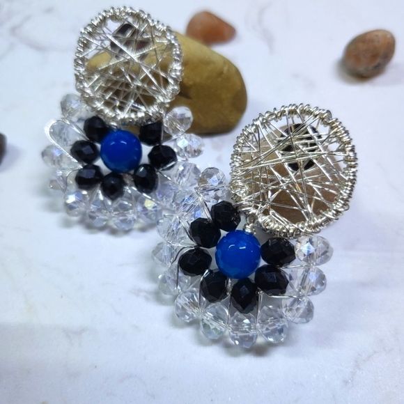 NEW handmade crystal and silver plated earrings - Picture 1 of 5